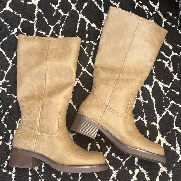 Athlefit Shoes - Athlefit Taupe Mid Calf Boots Size 8.5 NWOT | Square Toe Chunky Heel
